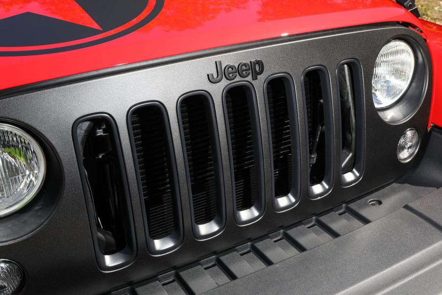 Детали экстерьера Jeep Wrangler Freedom (JK) 2018 года  (AU) (фото 3 из 8)